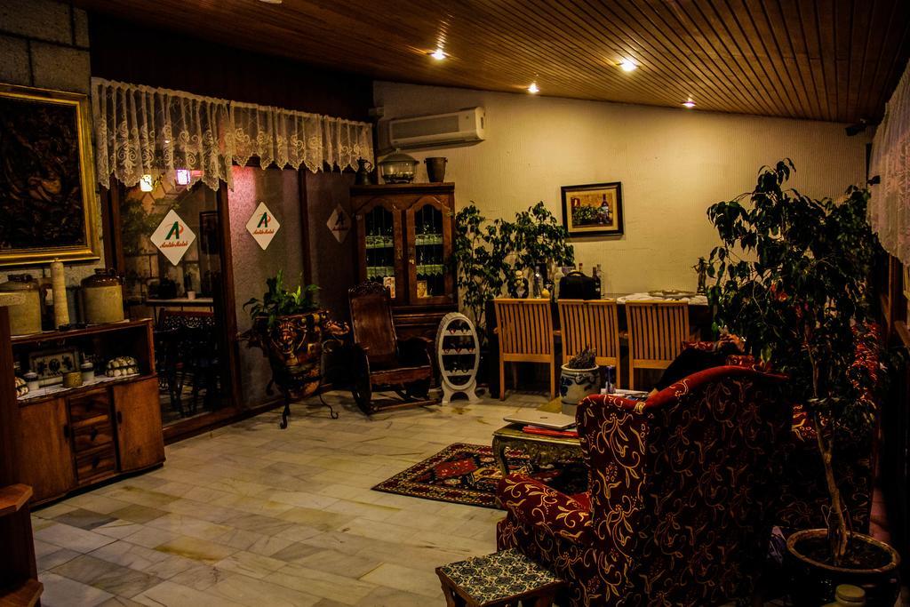 Antik Motel Алакати Екстериор снимка