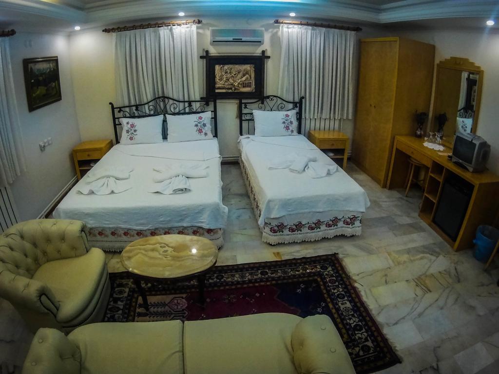 Antik Motel Алакати Екстериор снимка